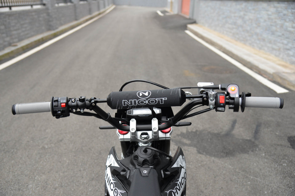 Venom Nicot 150X | 150cc EFI Dirt Bike | 4 Speed