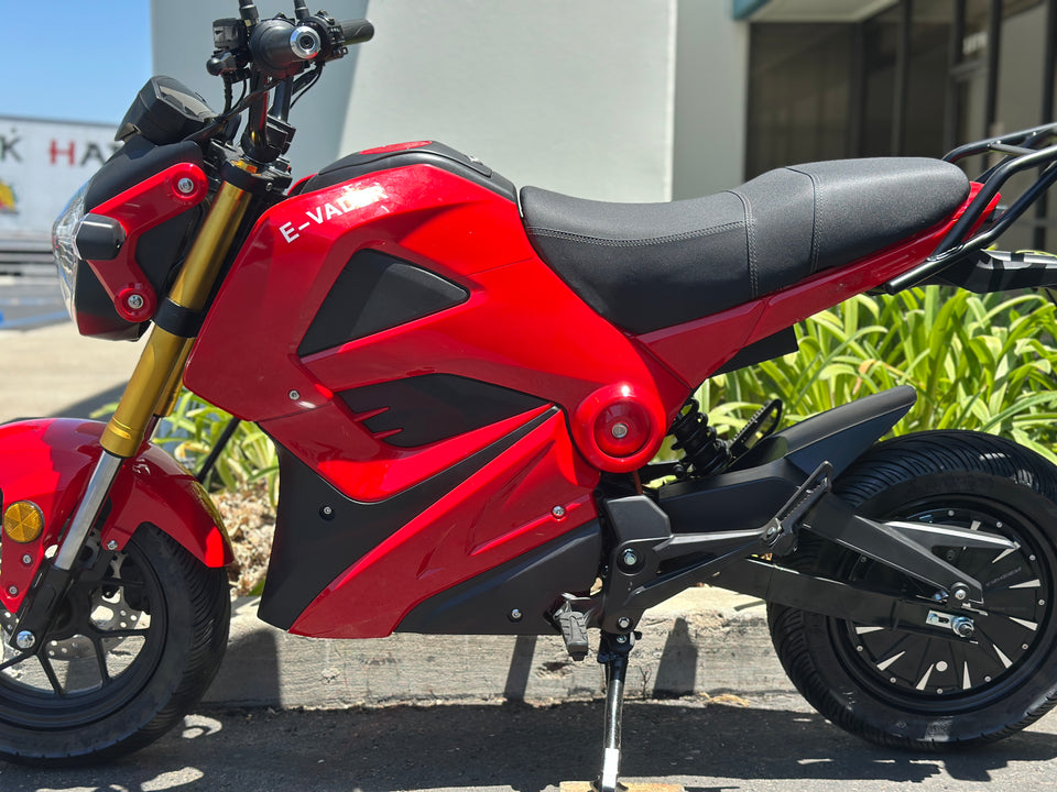 2000W E-Vader Electric Motorcycle | Brushless | 72V