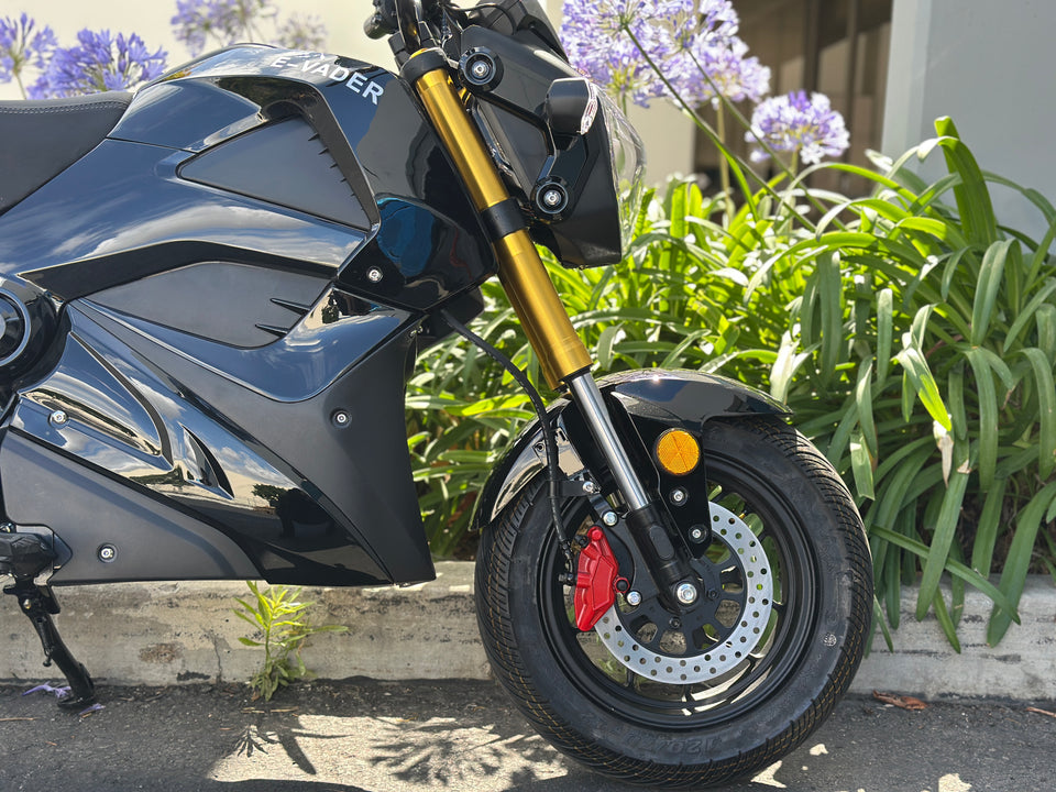 2000W E-Vader Electric Motorcycle | Brushless | 72V
